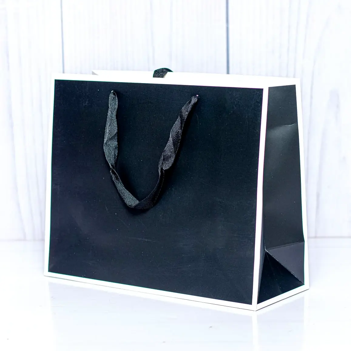 Noir A3 Carrier Bag