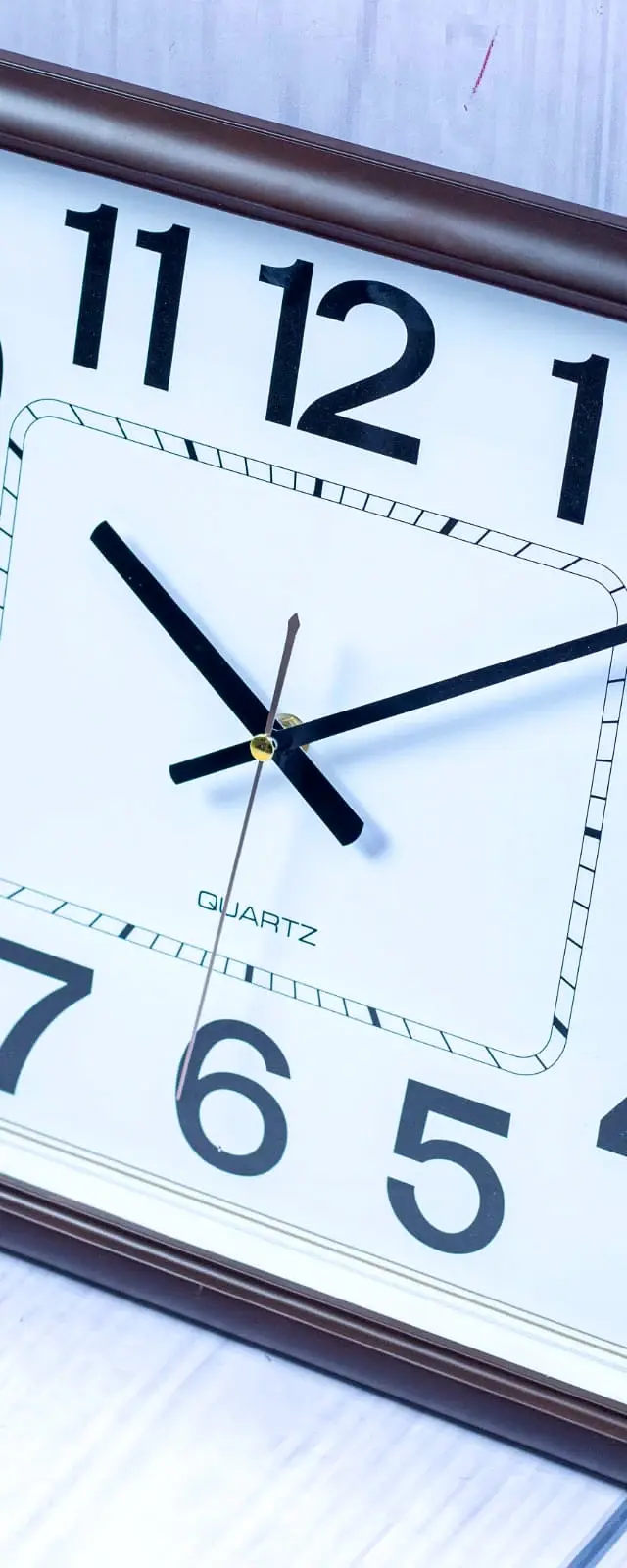 Chronos 22395 Desk Clock